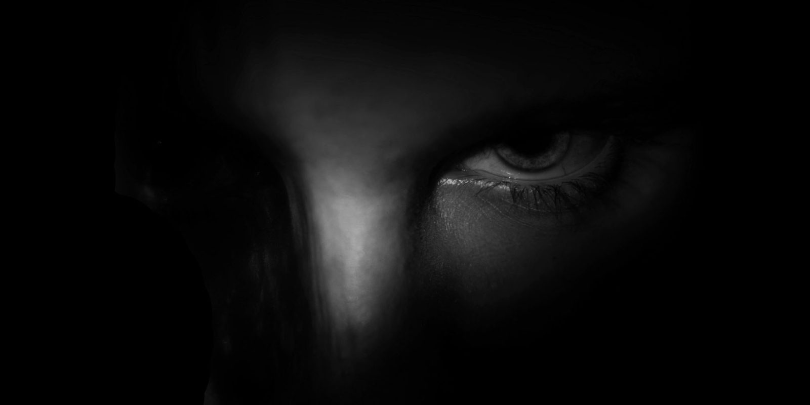 Apple standing up for Advanced Data Protection is way more important than it seems | Eyes peering out of the darkness